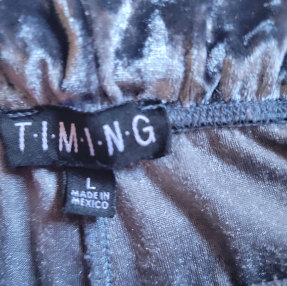 Timing Crushed Velvet Culotte Pants Grey - Picture 3 of 3